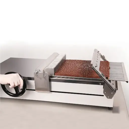 [MAQ/PAV-LT60H6] CORTADOR LIRA AUTOMATICA/MANUAL 6 CM.